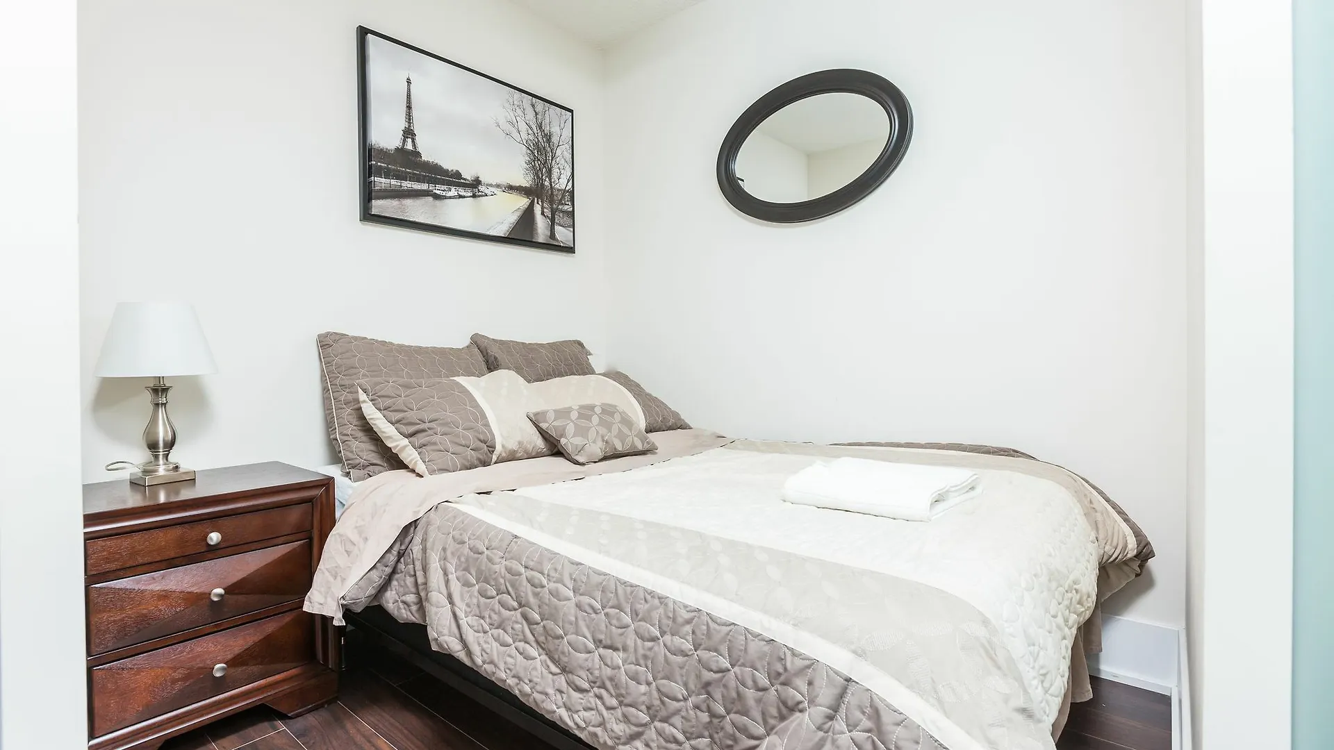 Applewood Suites - Cn Tower & Convention Centre Τορόντο